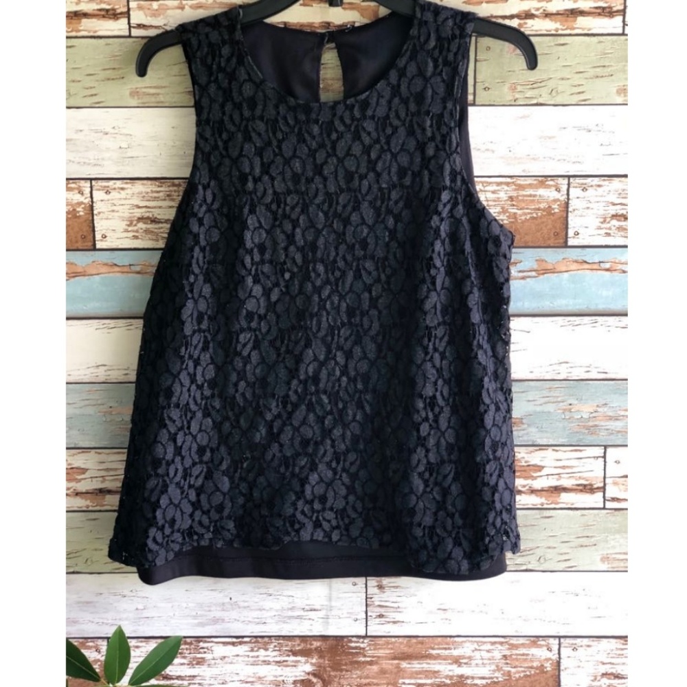 Black sleeveless top